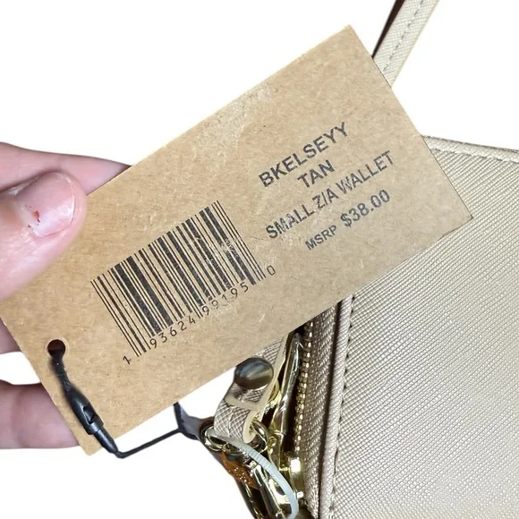 Steve Madden Tan Small Zia Wallet NWT Beige Cream Neutral - Picture 2 of 8